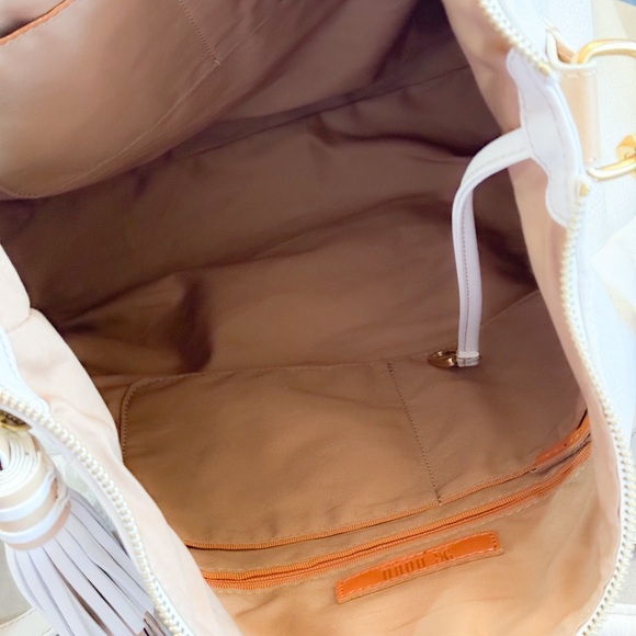 HOBO Large Leather Sheila Satchel NWT - Picture 9 of 15